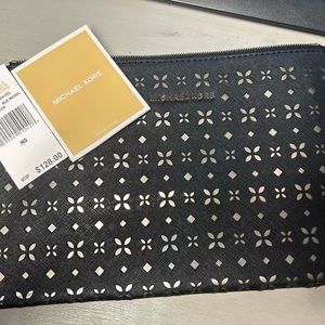 Michael Kors wristlet